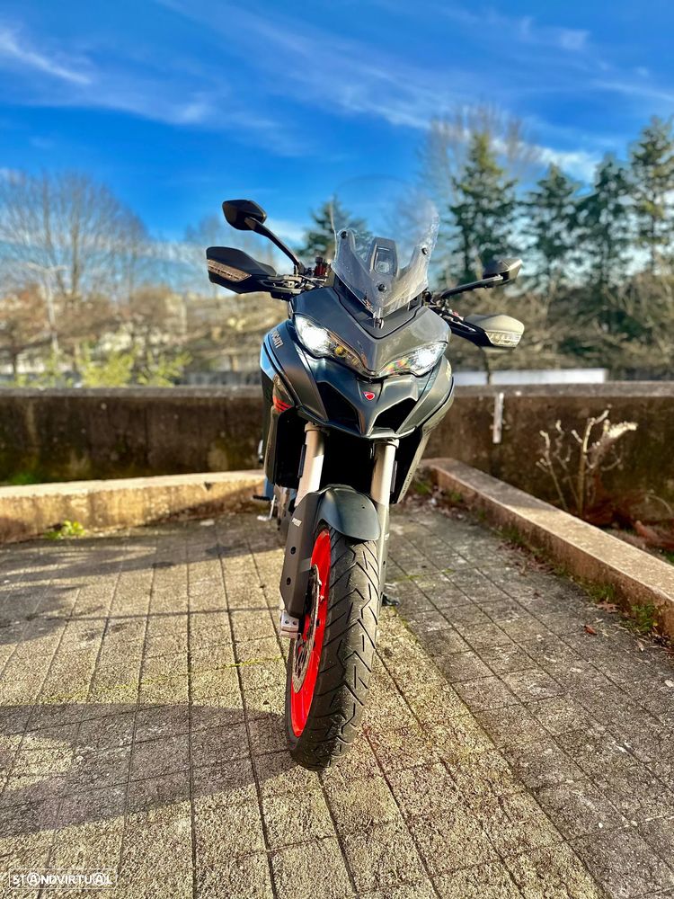 Ducati Multistrada V2 S - 2