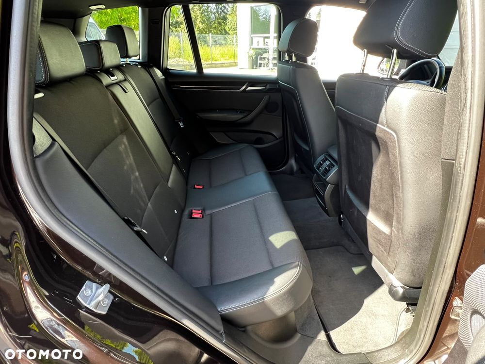 BMW X3 xDrive20d - 16