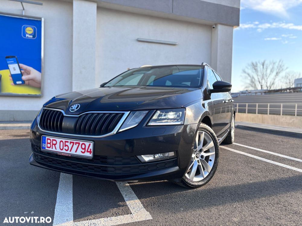 Skoda Octavia 2.0 TDI DSG Selection - 11