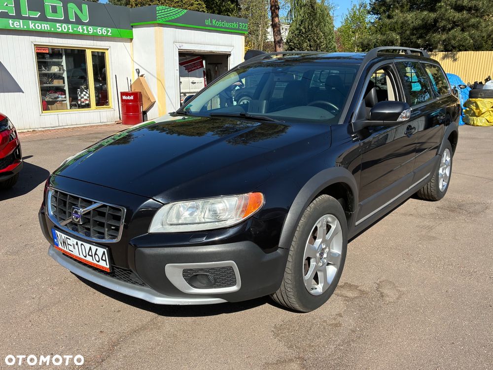 Volvo XC 70 D5 AWD Momentum - 1