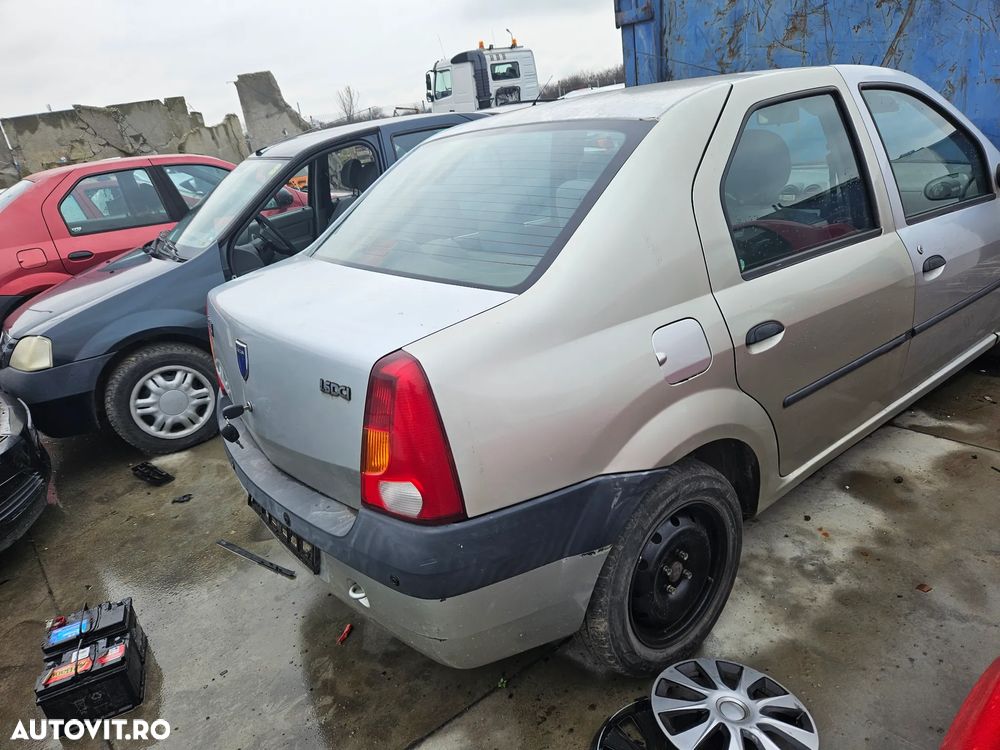 Dezmembrez dacia logan duster sandero spring - 5