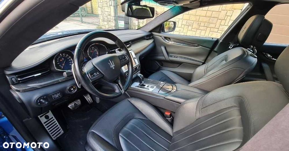 Maserati Quattroporte - 8