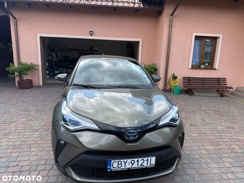 Toyota C-HR 2.0 Hybrid Executive - 1