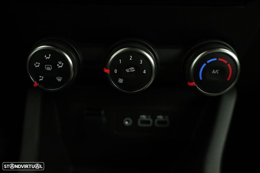 Renault Clio 1.0 TCe Evolution - 12