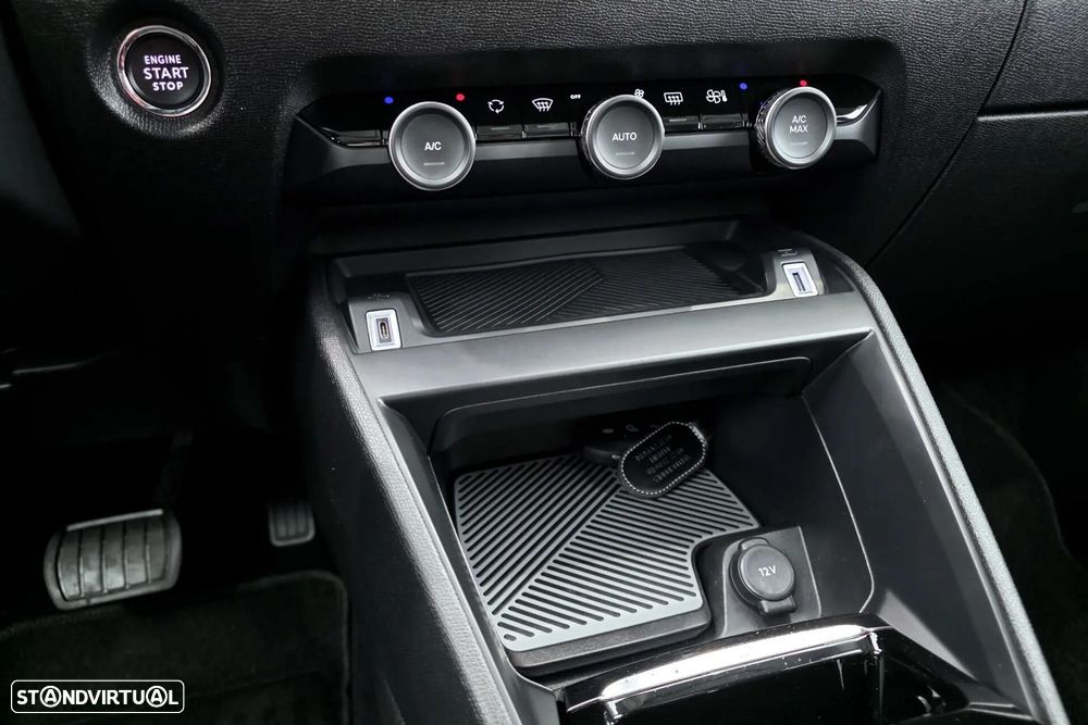 Citroën C4 PureTech 130 Stop&Start EAT8 C-SERIES - 25