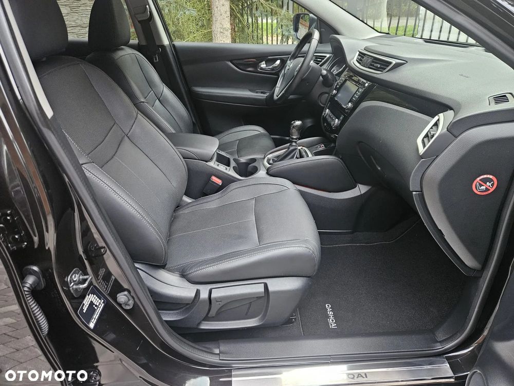 Nissan Qashqai 1.6 DIG-T TEKNA+ - 25