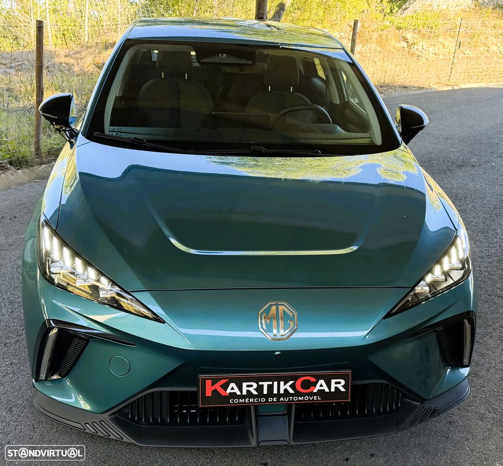MG MG4 4 EV 64kWh Premium - 8