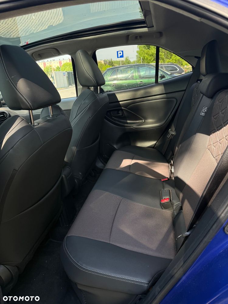 Toyota Yaris - 8