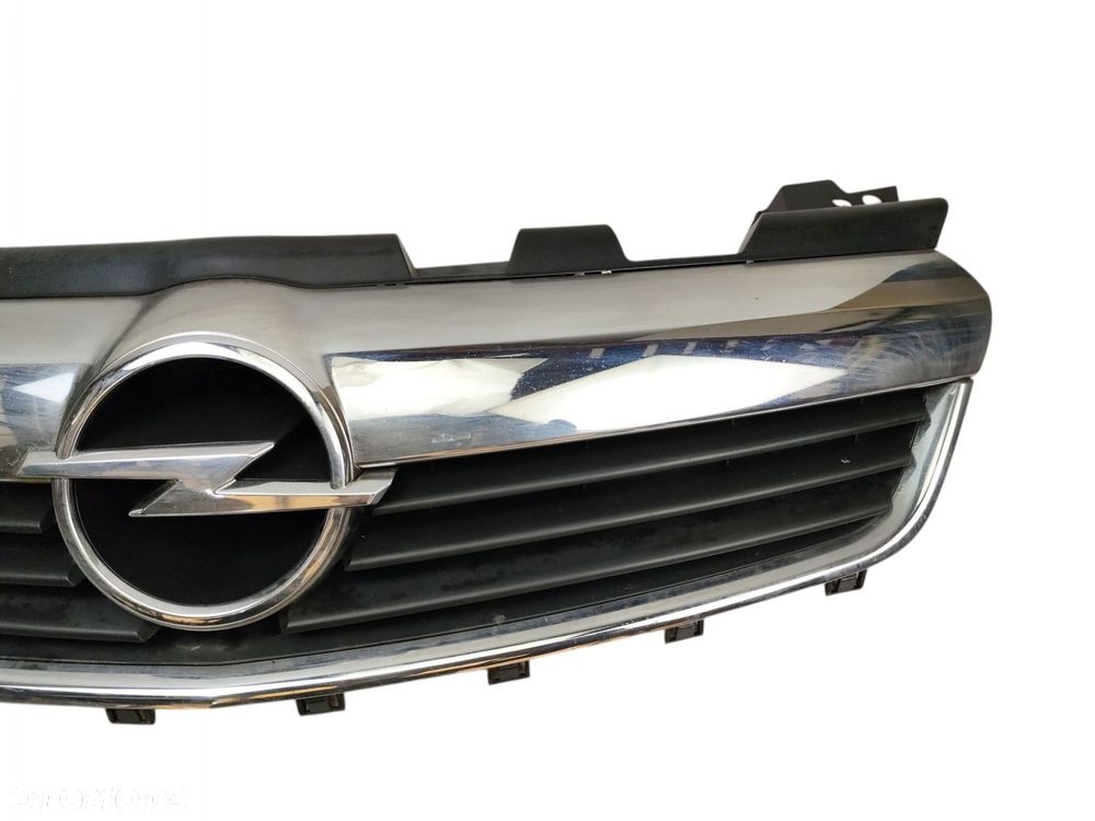 ATRAPA GRILL CHŁODNICY OPEL ZAFIRA B (05-08) 13157590 - 5