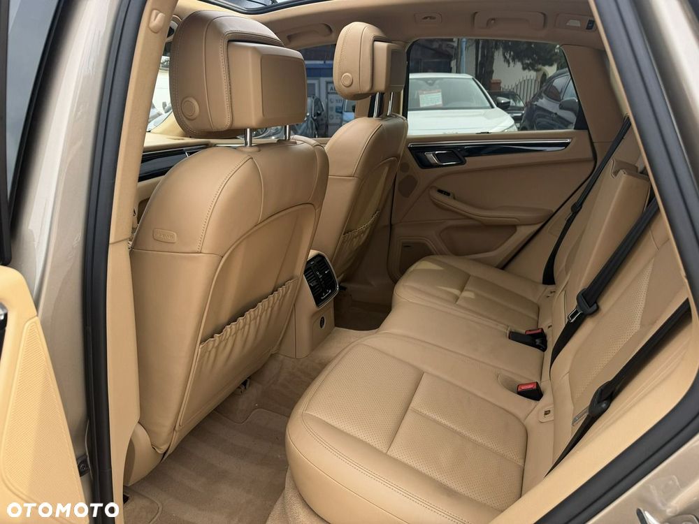 Porsche Macan S PDK - 21