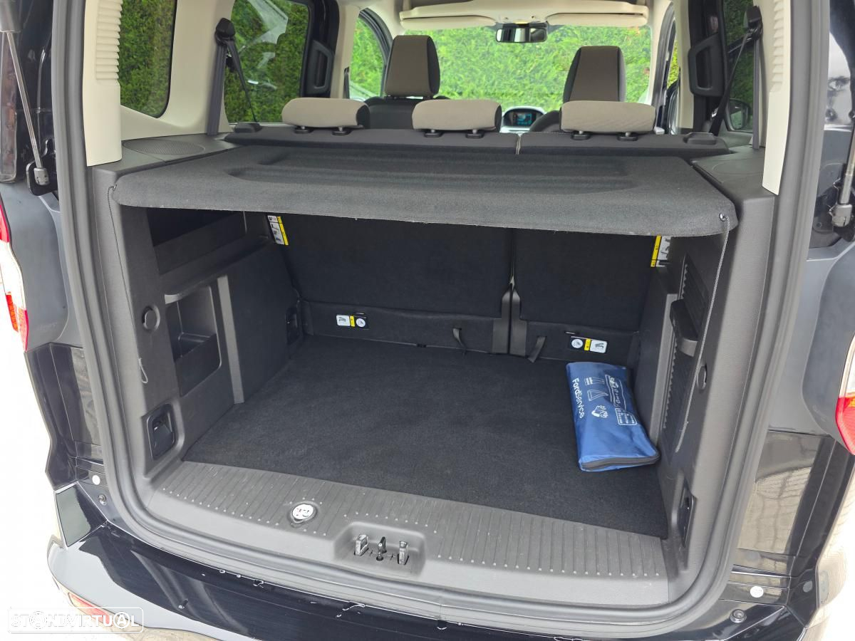 Ford Tourneo Courier 1.0 EcoBoost Titanium - 33