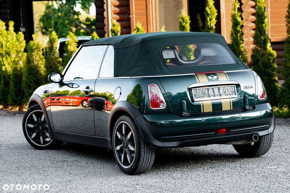 MINI Cooper Sidewalk - 17
