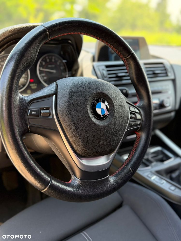 BMW Seria 1 118i Sport Line - 9
