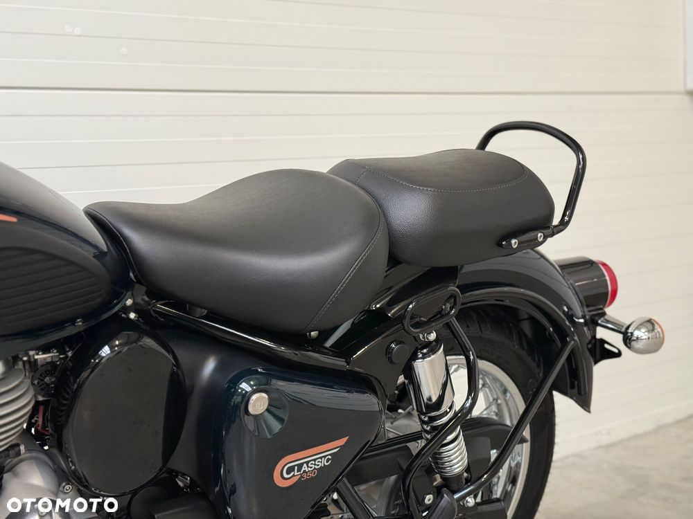 Royal Enfield Classic - 36