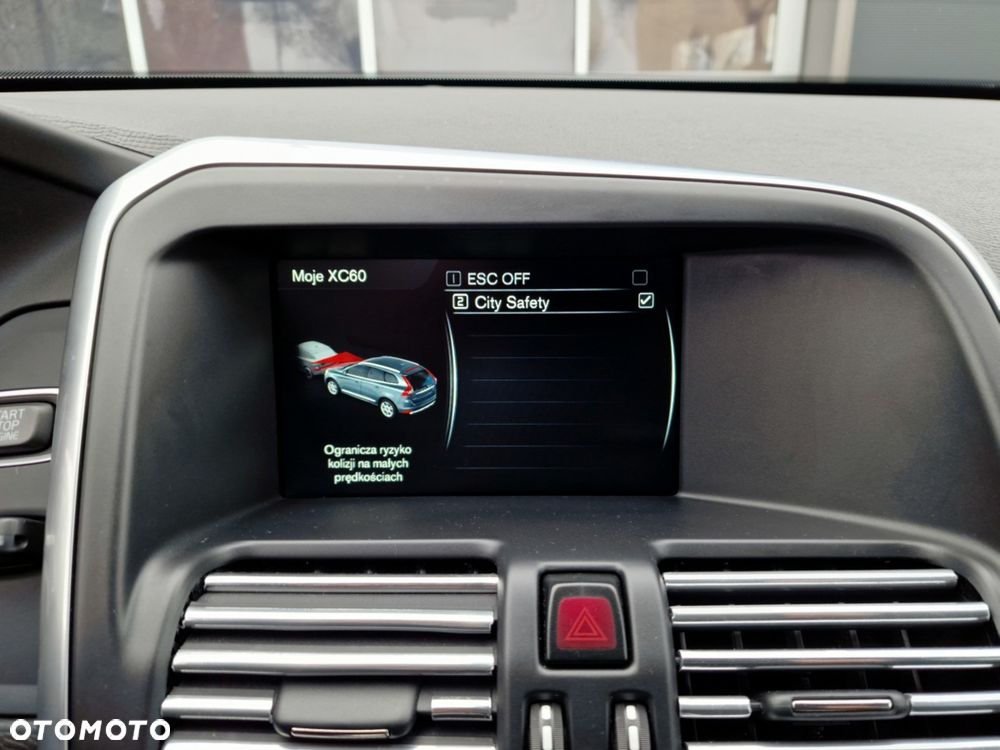 Volvo XC 60 D4 Drive-E Summum - 30