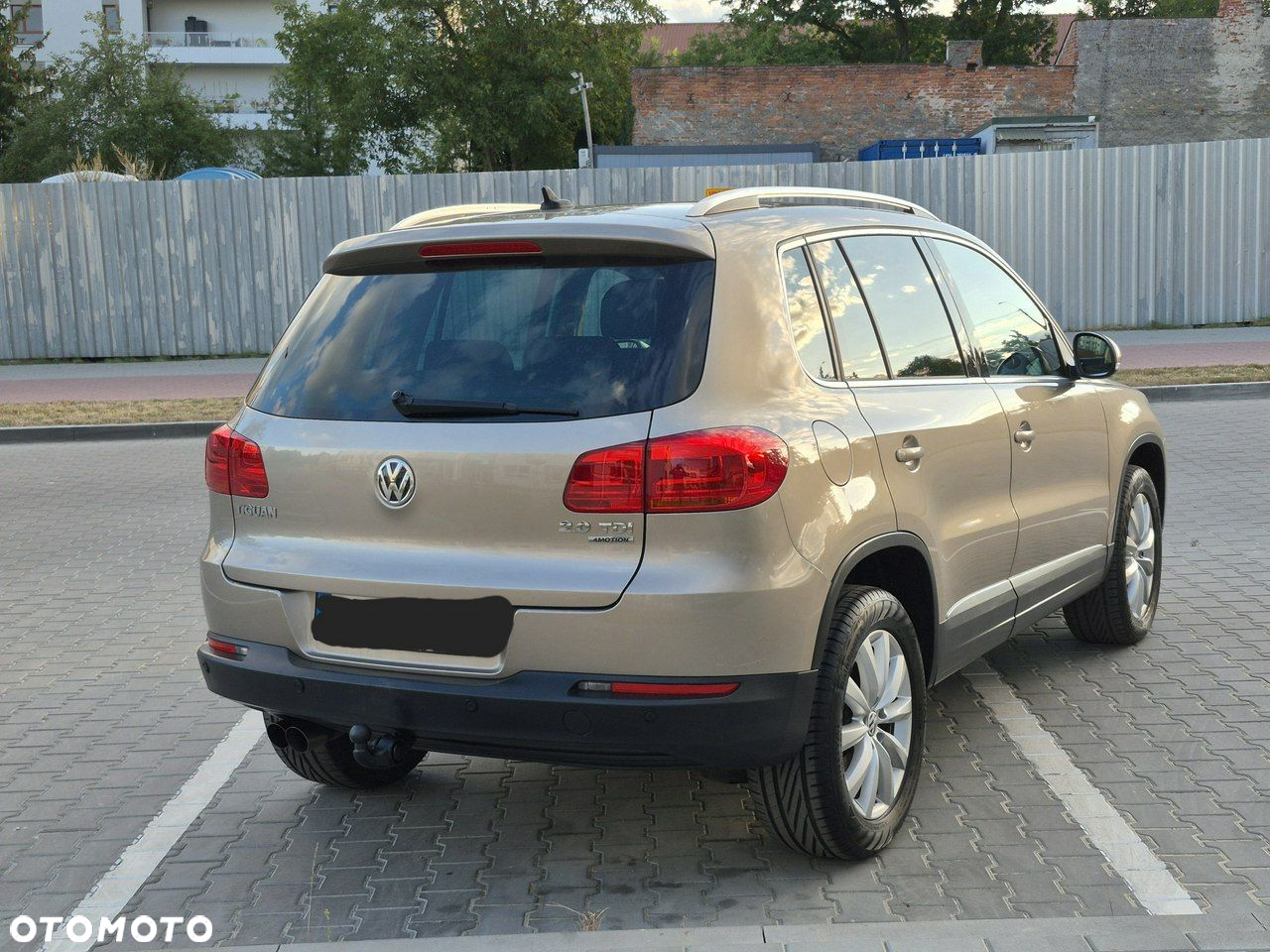 Volkswagen Tiguan 2.0 TDI 4Mot Sport&Style DSG - 9