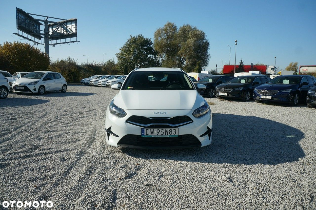 Kia Ceed - 4
