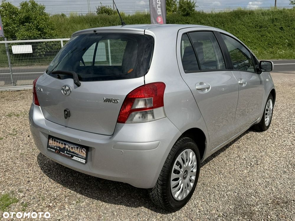 Toyota Yaris 1.33 VVT-i Multi Mode Sol - 4