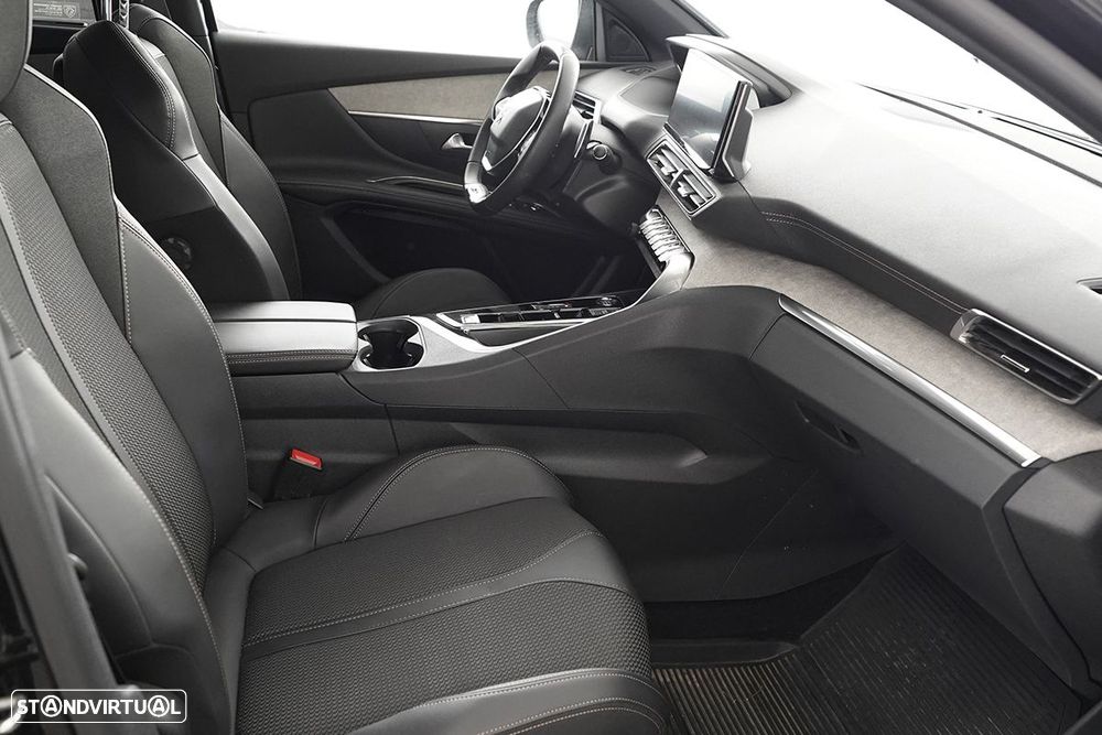 Peugeot 5008 1.2 PureTech GT EAT8 - 21