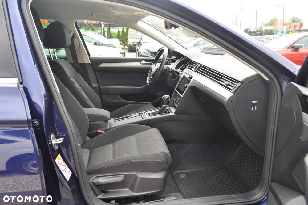 Volkswagen Passat 2.0 TDI BMT Comfortline DSG7 - 18