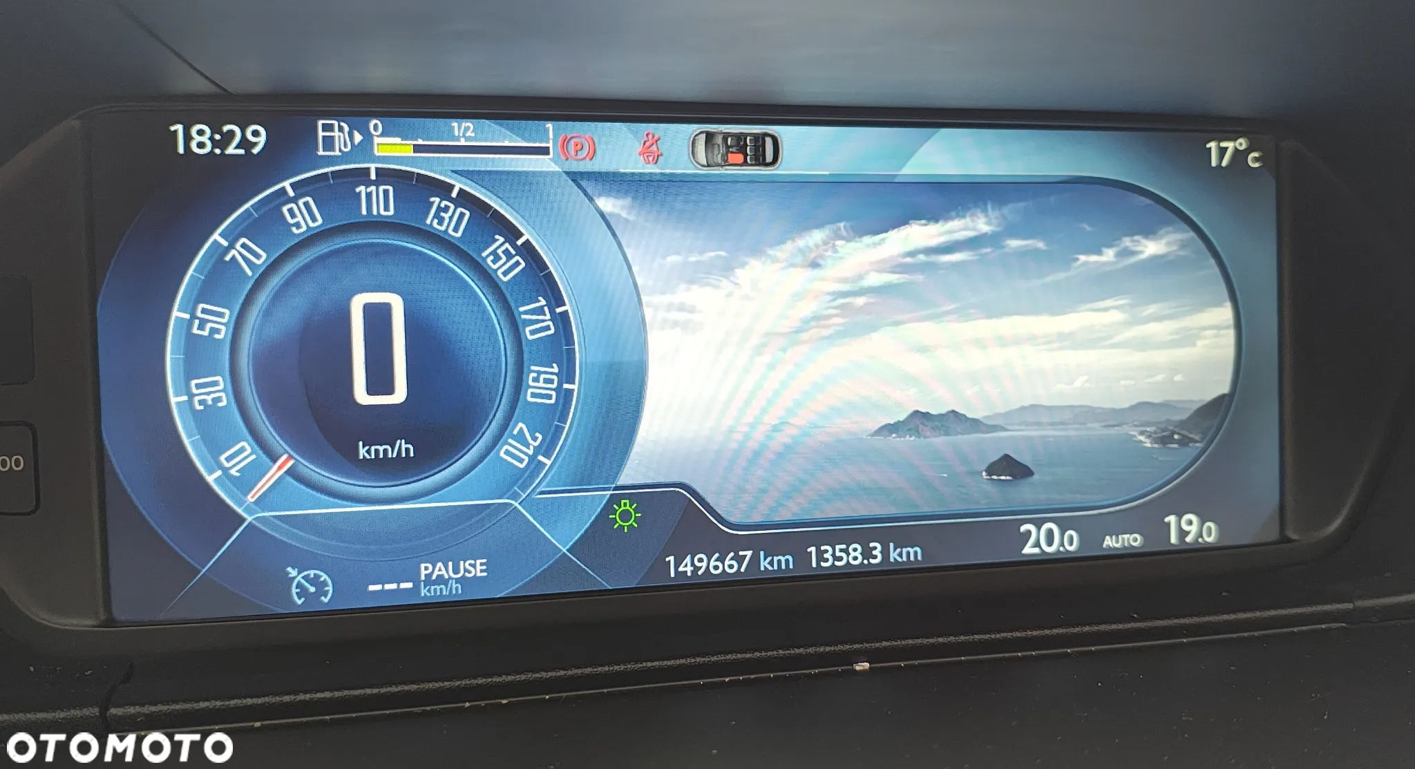 Citroën C4 Picasso 1.6 e-HDi Exclusive - 17