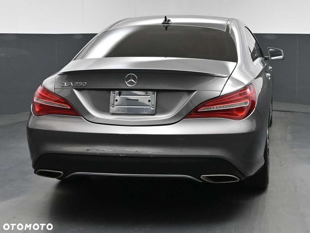 Mercedes-Benz CLA 250 4-Matic - 2