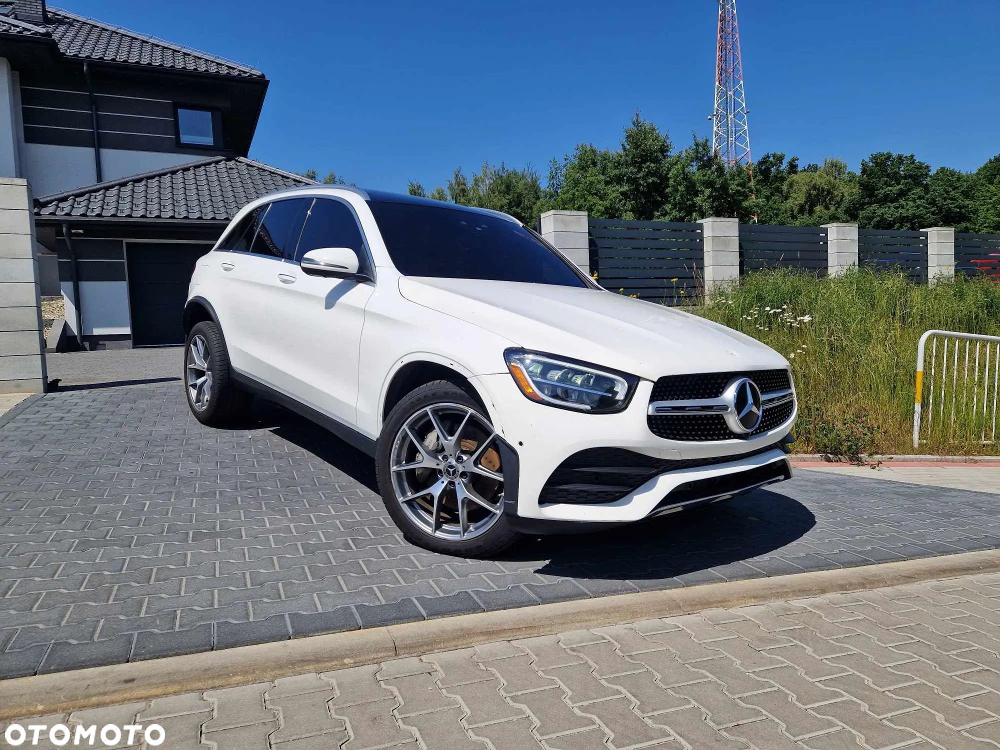 Mercedes-Benz GLC 300 4Matic 9G-TRONIC AMG Line Plus - 1