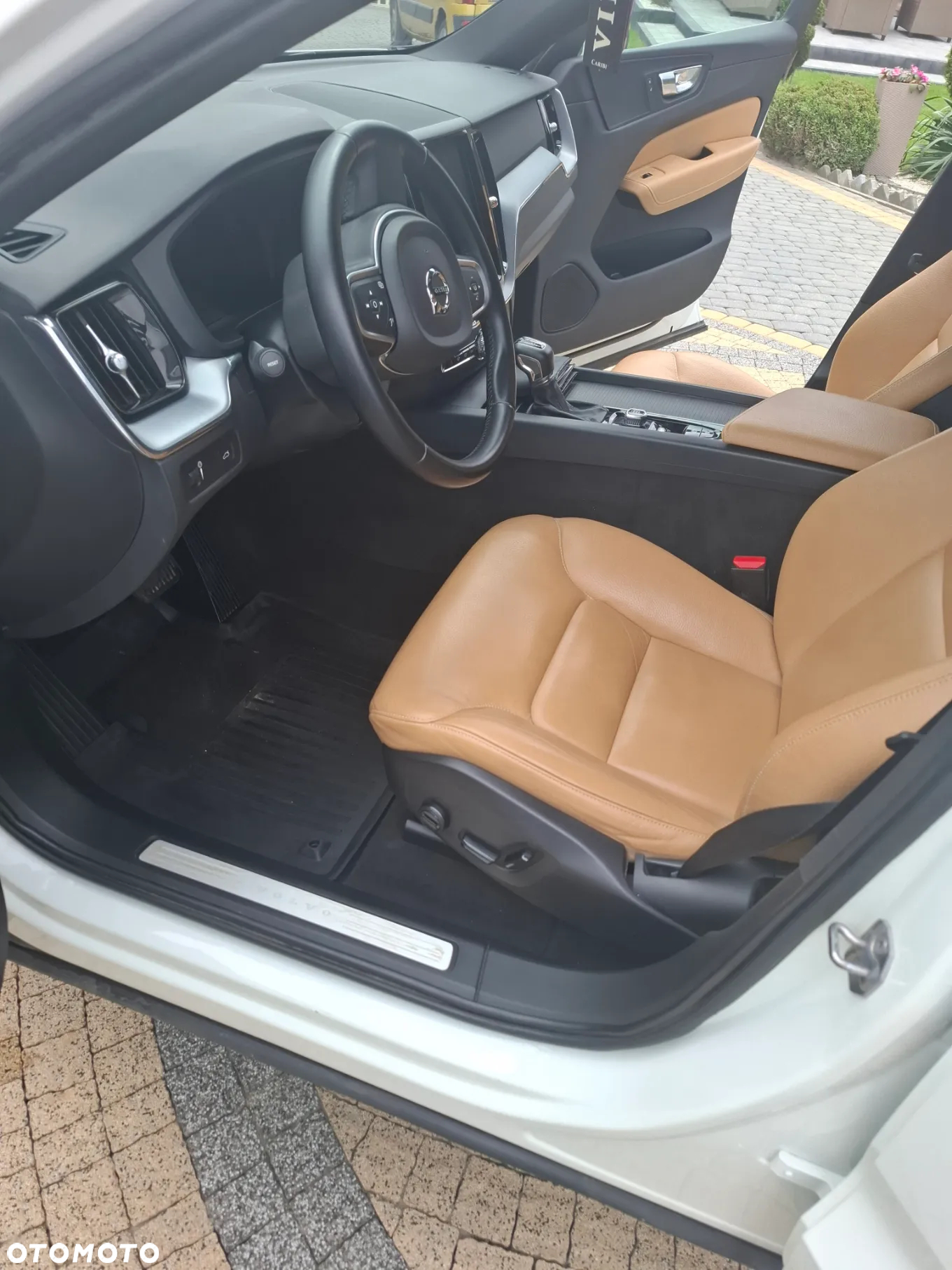 Volvo XC 60 - 8