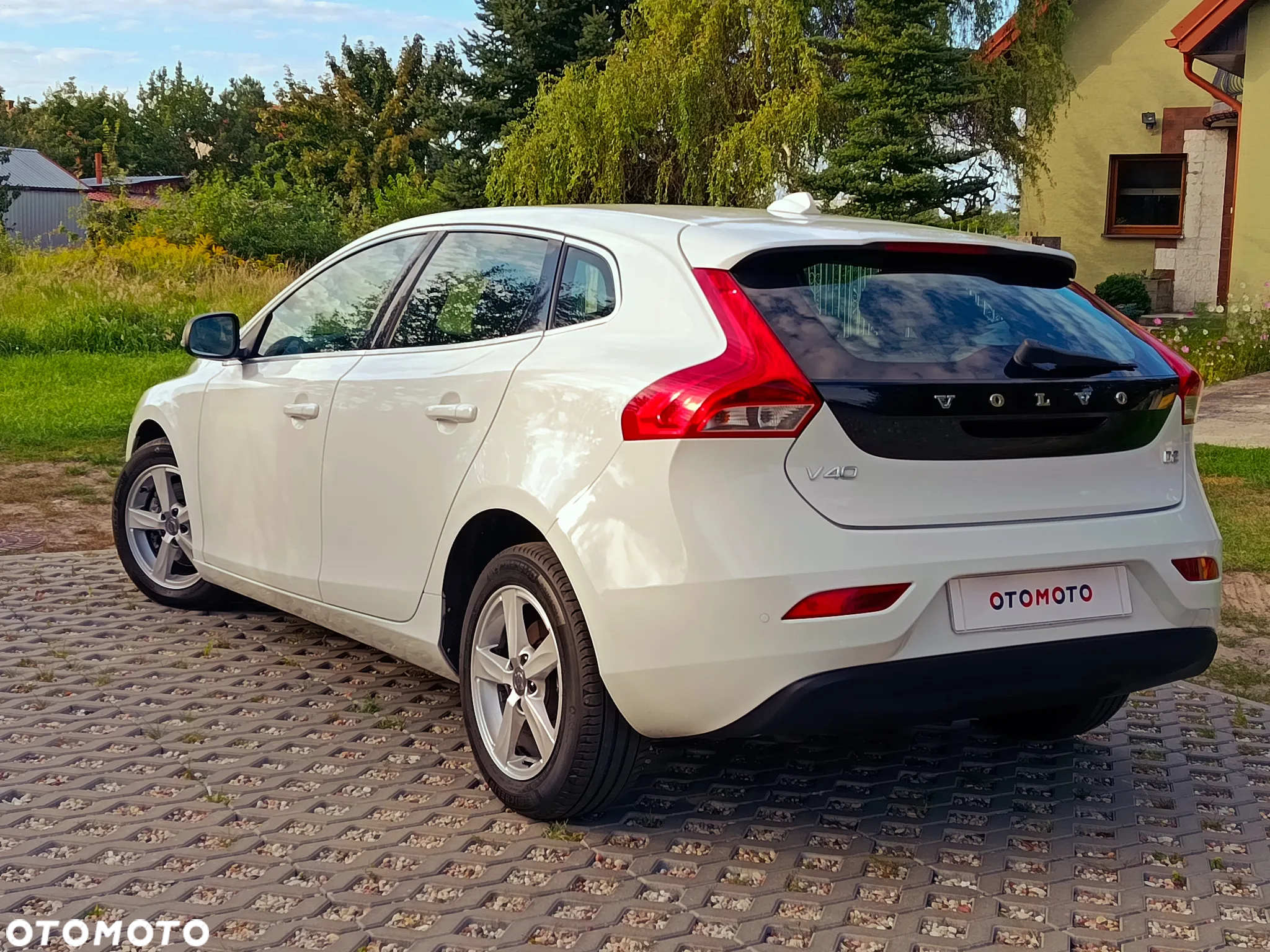 Volvo V40 D2 Momentum - 7