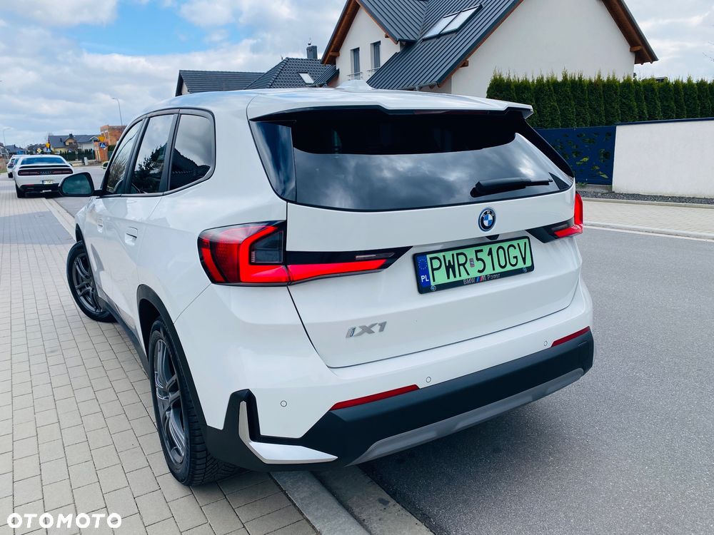 BMW iX1 xDrive30 66.5kWh xLine - 37