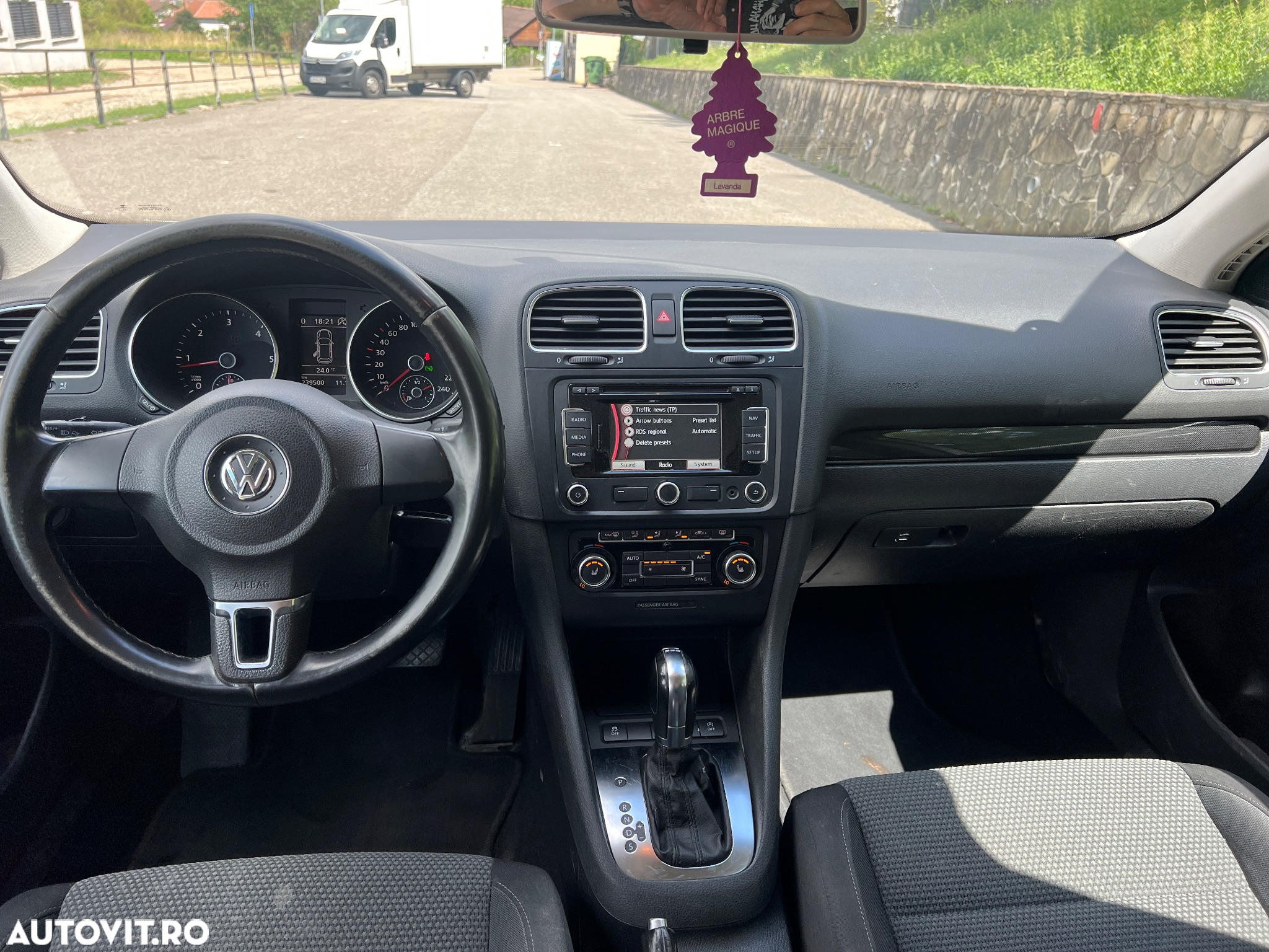 Volkswagen Golf 1.6 TDI BlueMotion Technology DSG Comfortline - 7