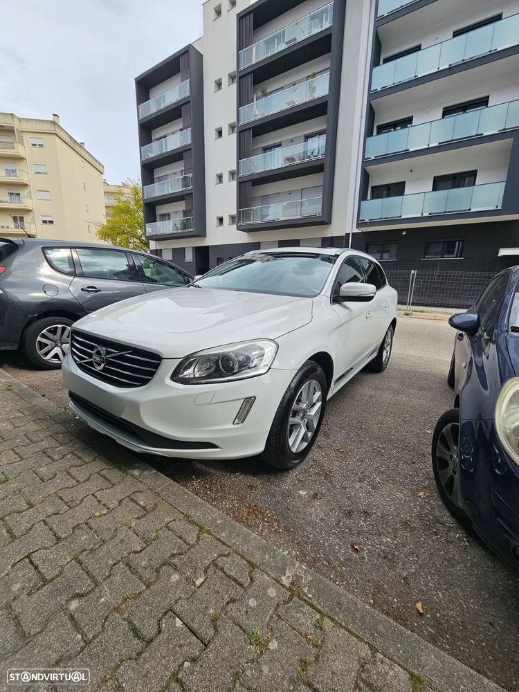 Volvo XC 60 2.0 D4 Summum Geartronic - 4