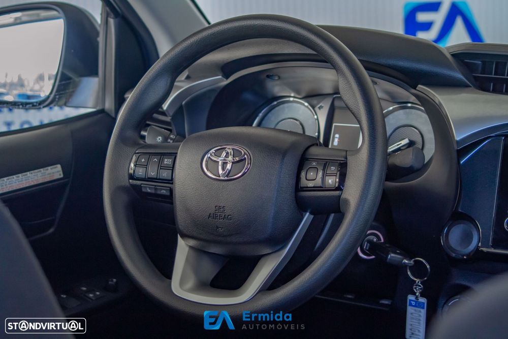Toyota Hilux 2.4 D-4D 4WD Tracker - 19