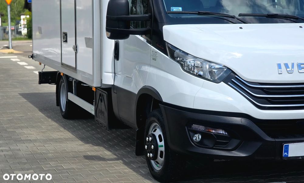Iveco ❗️❗️DAILY 3.0 180Km 50C18 JAK NOWY ❗️❗️NOWY MODEL / ZABUDOWA 8 PALET DPR / CHŁODNIA MROŹNIA -32 +32 / ZASILANIE 230V / PIERWSZY WŁASCICIEL / NAVI / KAMERA COFANIA / TEMPOMAT / BLIŹNIAKI / GRUBA SCIANKA / AGREGAT CARRIER XARIOS 350 / WERSJA WZMOCNIONA / SERWIS ASO / SALON POLSKA / LIFT❗❗ JAK Z SALONU - NOWY -❗❗ - 10