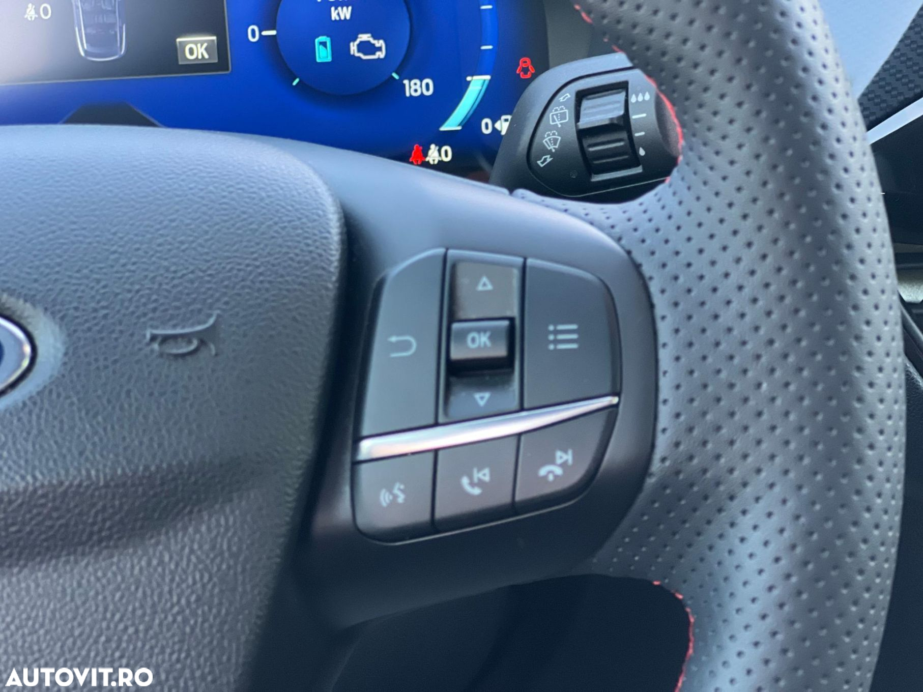 Ford Kuga 2.5 Duratec PHEV ST Line X - 19