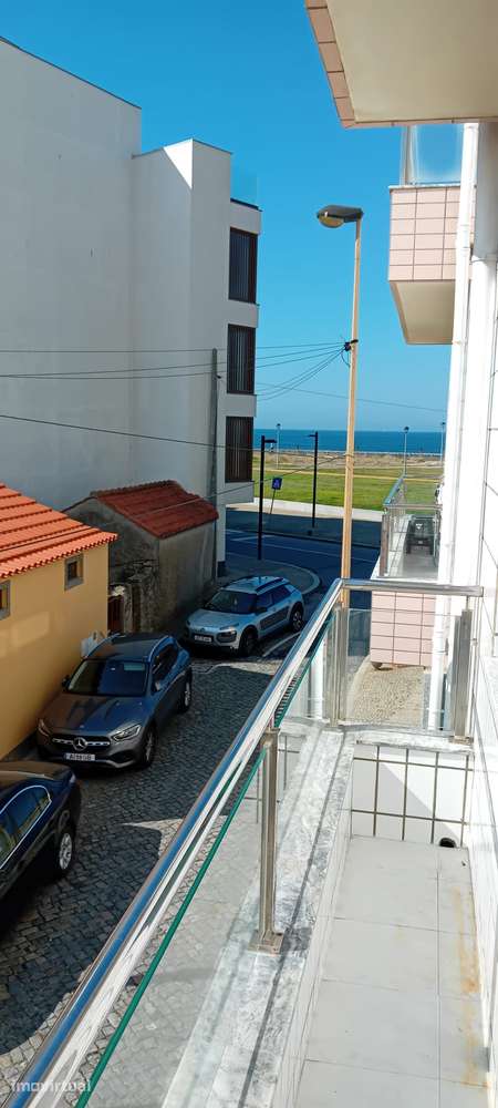 Arrendo Apartamento T1 em Aver-o-Mar com vistas Mar - Grande imagem: 2/5