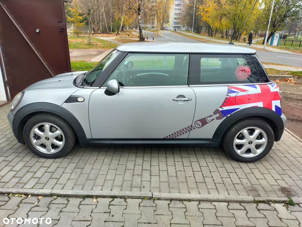 MINI ONE - 1