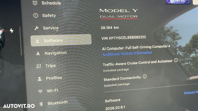 TESLA Model Y 2024 — imagine 5