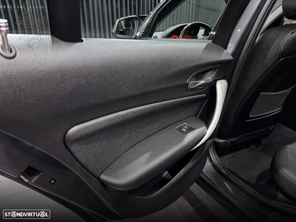 BMW 116 d M Sport - 30