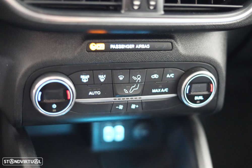 Ford Focus SW 1.5 TDCi EcoBlue Active Aut. - 20