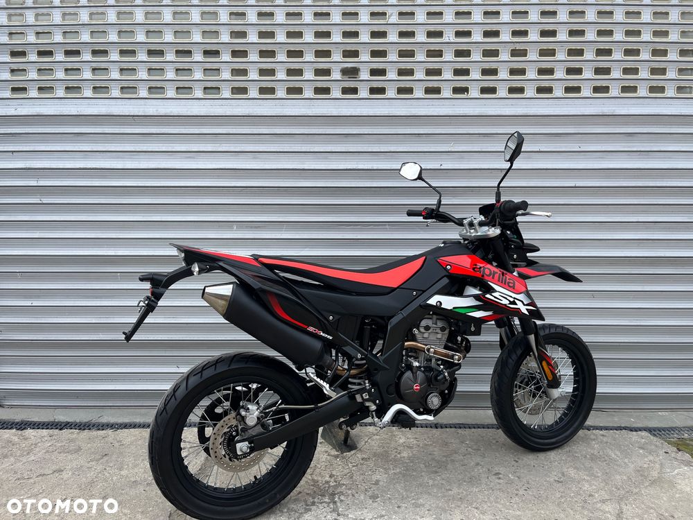 Aprilia SX - 16