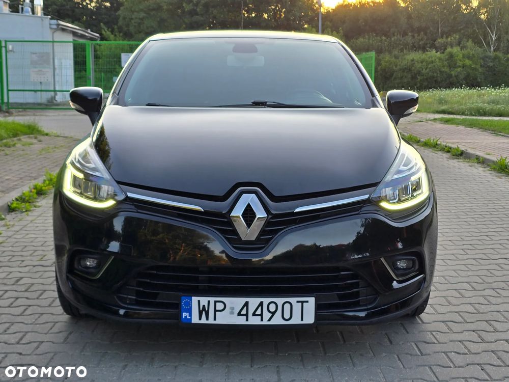 Renault Clio - 12