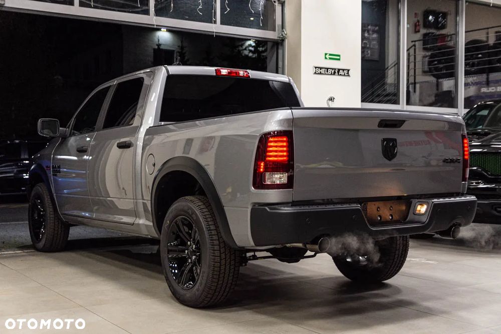 Dodge RAM 1500 5.7 4x4 - 8