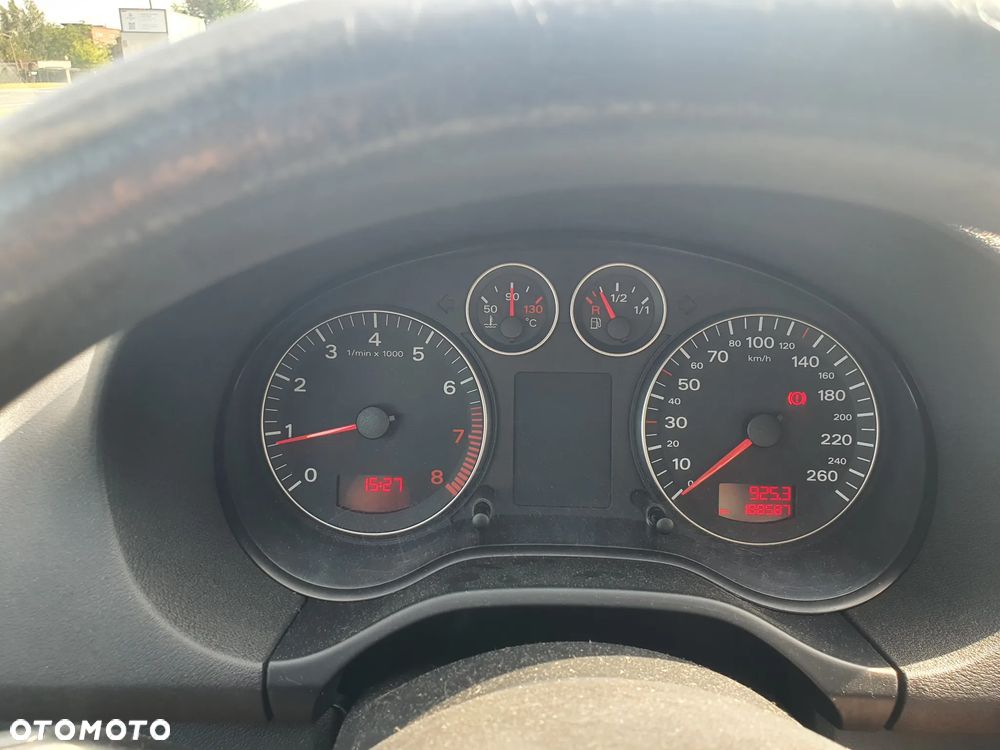 Audi A3 Sportback 1.6 S line Sportpaket plus - 14
