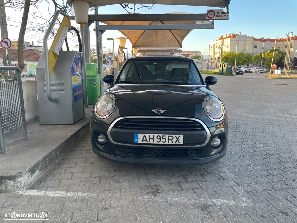 MINI 3 Portas One D Blackyard - 13