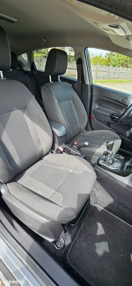 Ford Fiesta 1.0 EcoBoost S&S TITANIUM - 11