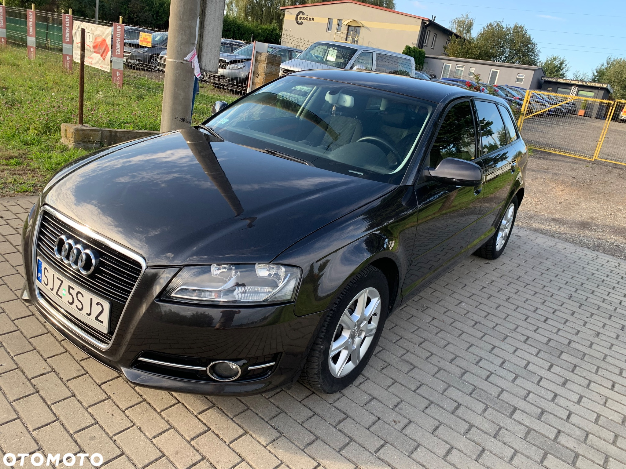 Audi A3 Sportback 1.6 TDI Ambiente - 2