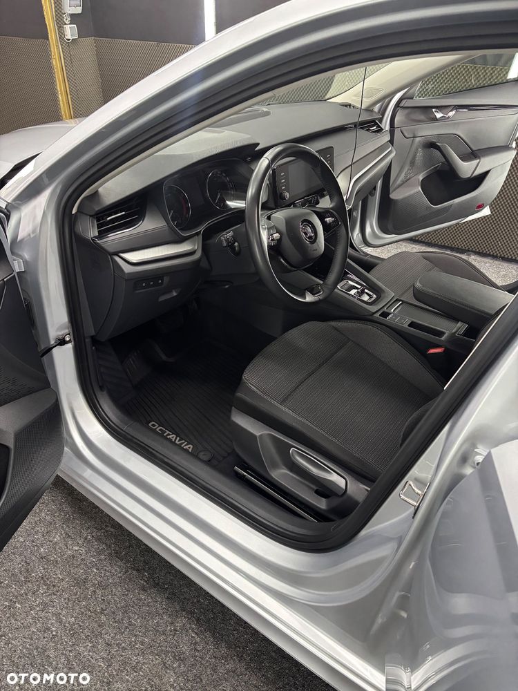 Skoda Octavia 1.5 TSI e-Tec Ambition DSG - 8