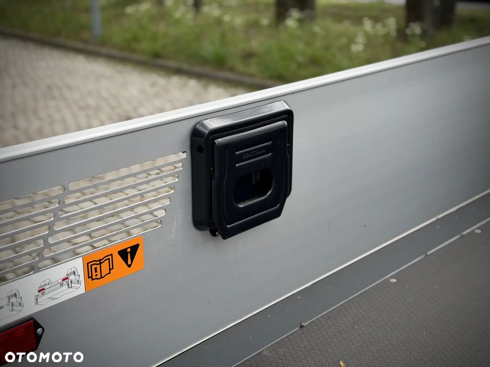 Ford Transit - 13