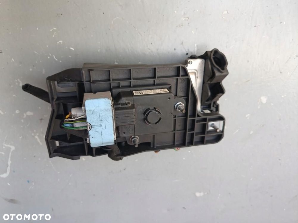 opel grandland x 17r- 1.2 thp moduł start-stop 9810858380 9828207680 - 3